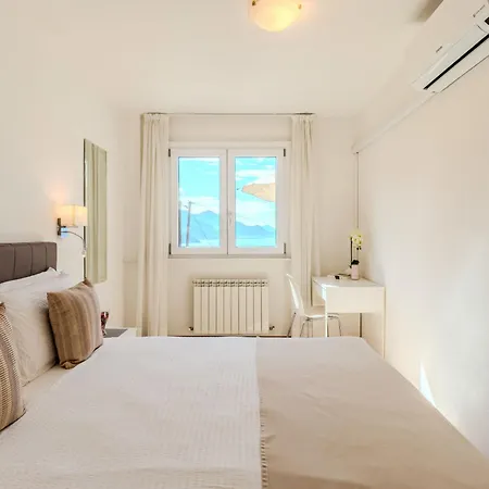 Viola-1 By Interhome Apartamento Gravedona