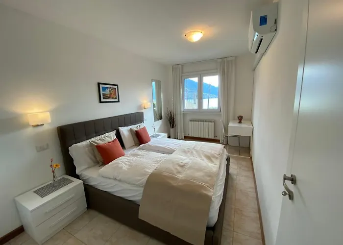 Viola-1 By Interhome * Gravedona