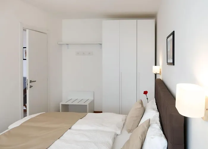 Viola-1 By Interhome * Gravedona